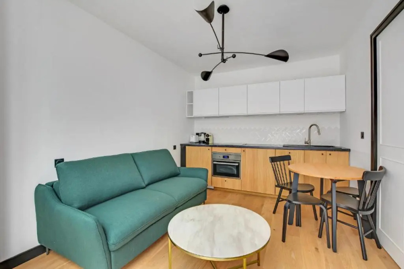 Pick A Flat's Apartment in Opera - rue Grange Batelière — отель с удобным расположением в Париже
