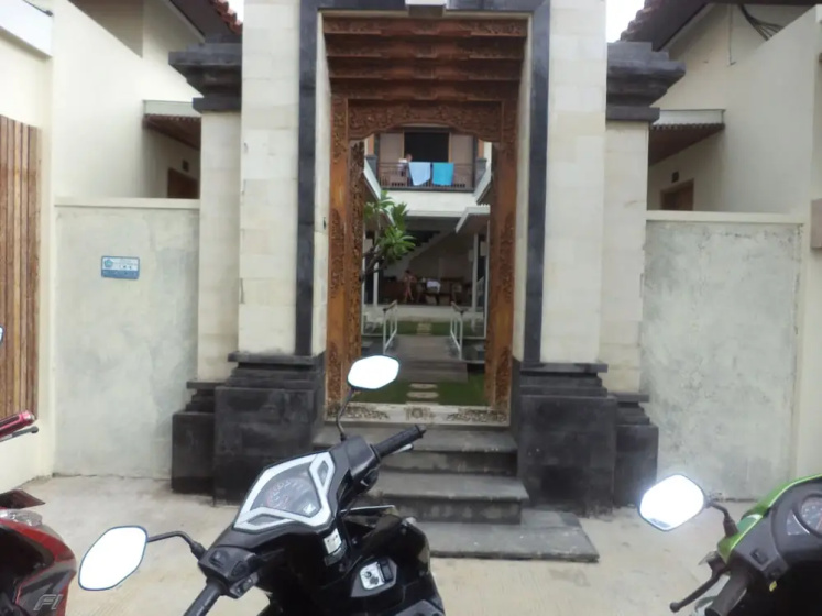 Intan Legian Seminyak Villa — забронировать отель в Денпасар