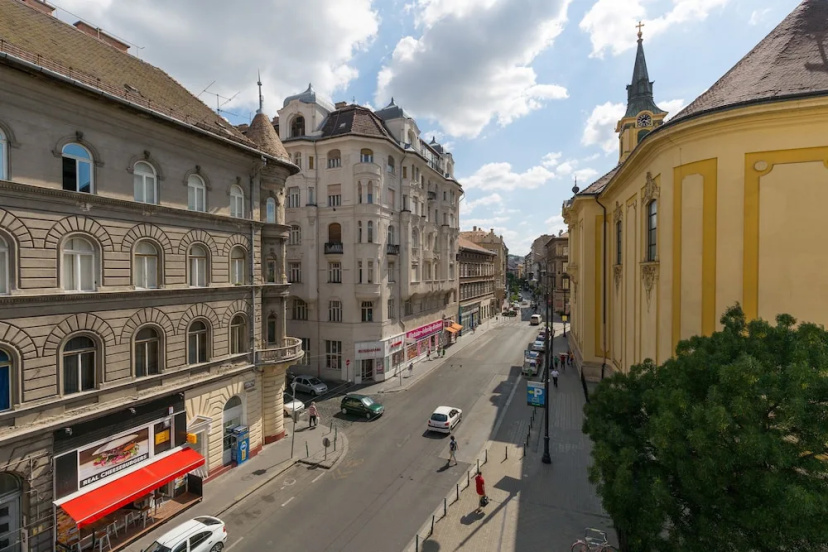 BPM - Apartment Kiraly — забронировать отель в Будапеште