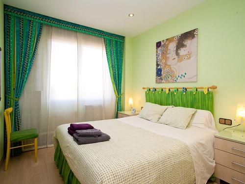 Apartment Sants-Montjuã¯C Rambla Badal — отель с удобствами в Барселоне