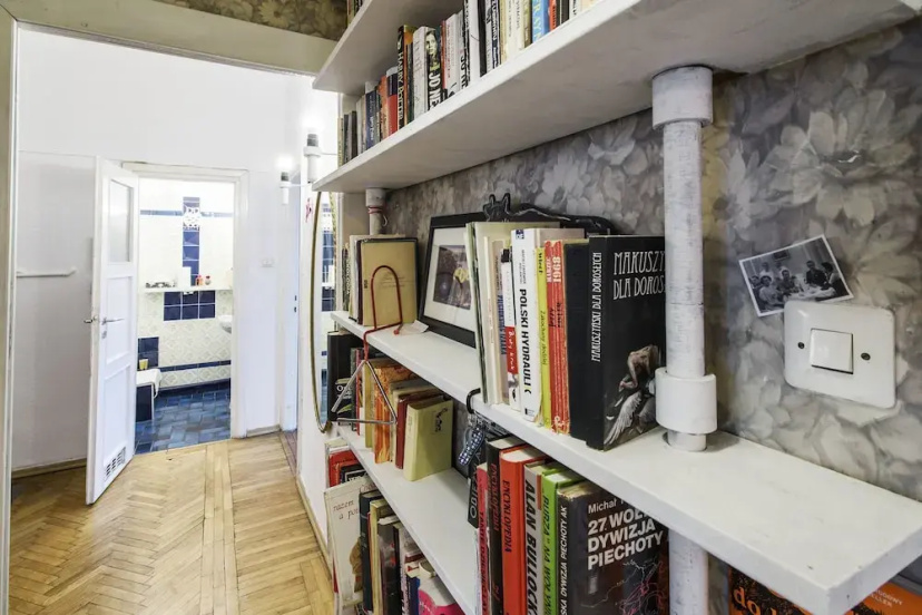Old Town Charm Apartment — отель с удобным расположением в Варшаве