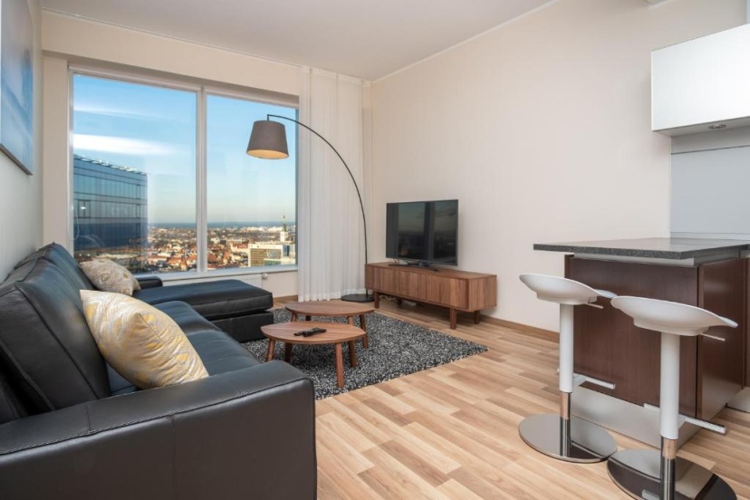 Dream Stay Sky View Apartment on 27th Floor — отель с удобствами в таллине