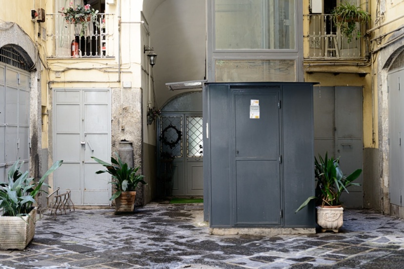 Giardino Segreto - Via Foria 216 Ammezzato — отель с удобствами в Неаполе