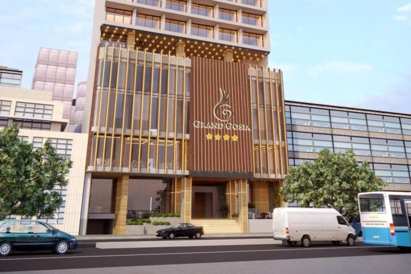 Сравните цены на Grand Gosia Hotel в Нячанге