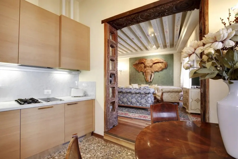 San Severo Suite Apartment Venice — отель с удобным расположением в Венеции