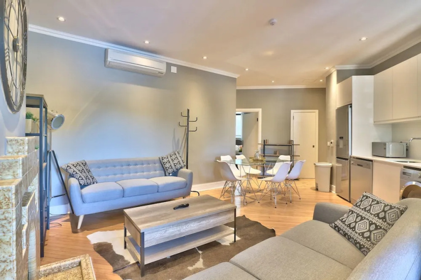 Warwick Mansions 7 — отель с удобствами в Кейптауне