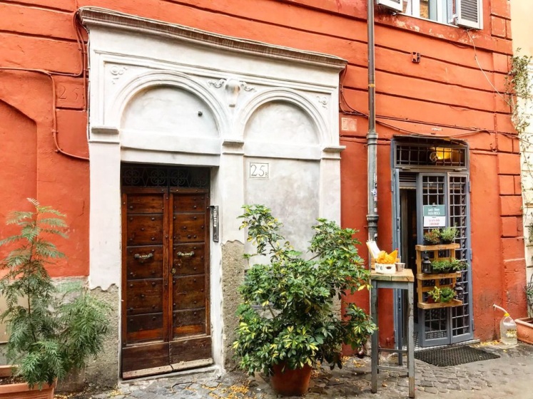 Suite del Vicolo Apartment — отель с удобствами в Риме