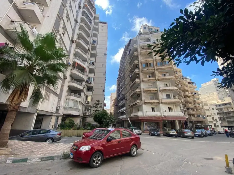 Apartment at Sidi Beshr Families Only — забронировать отель в Александрии