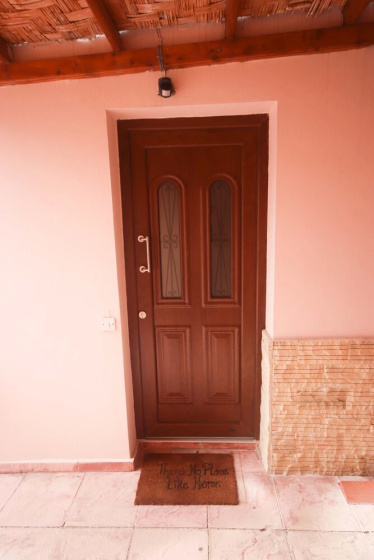 2 Bedroom House near Tombs of the Kings 3 — отель в Пафос, Кипр