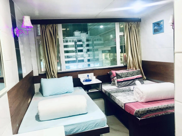 England Premier Backers Guest House — комфортный отель в Гонконг