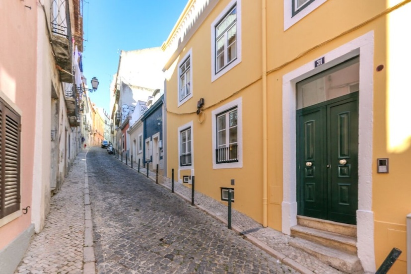 STAY&CO Lisbon Liberdade Carrião — отель с удобствами в Лиссабоне