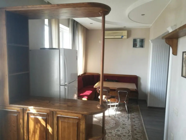 Цены на 2 bed room Apartment in Center Апартамент в центре 3 комнаты в Ташкент