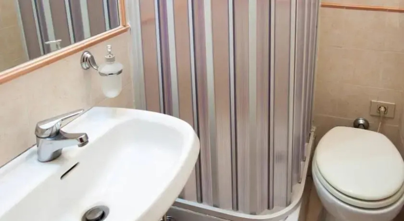 Yourhome — забронировать отель в Риме