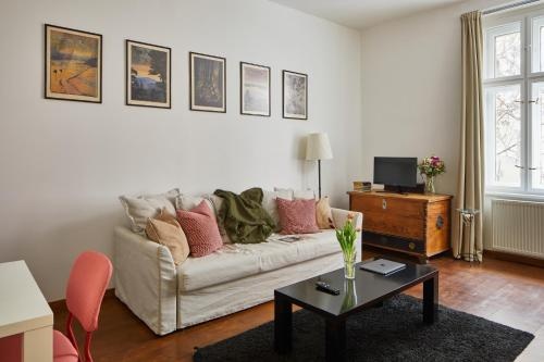 Supercosy Apartment at Žižkov — отель с удобствами в Праге