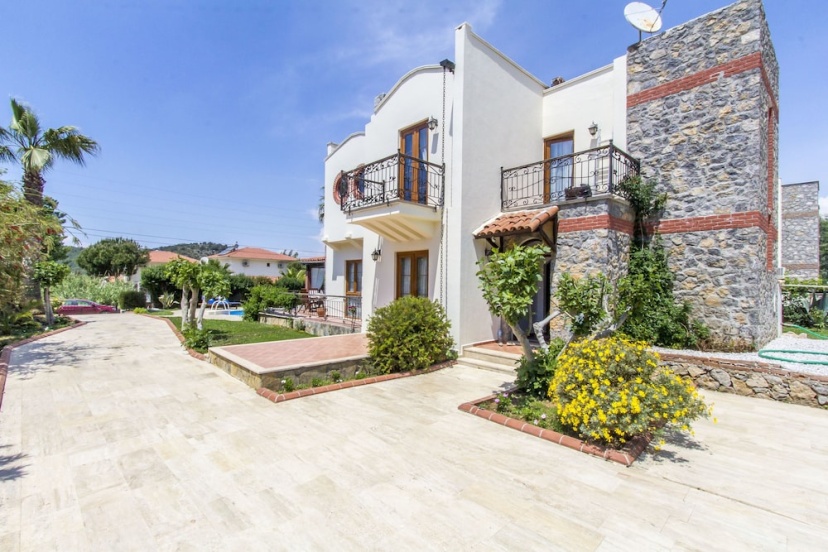 Villa Daisy by Tatilpremium — комфортный отель в Олюдениз