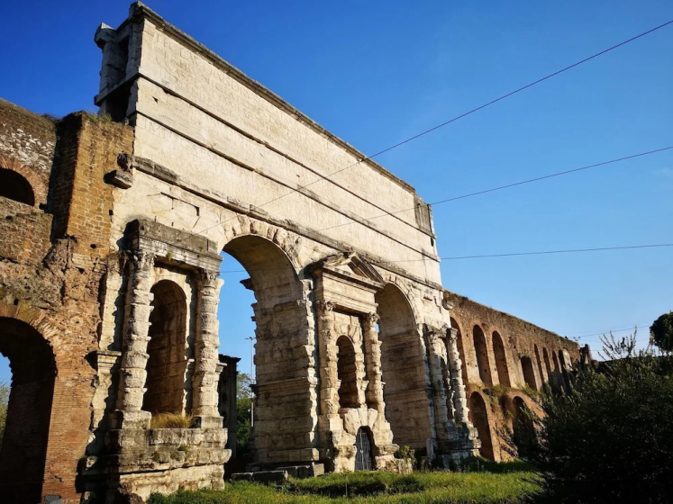Porta Maggiore Guest House — забронировать отель в Риме