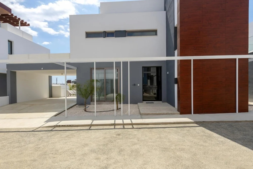 Protaras Royal Pearl Villa 7 — комфортный отель в Протарас