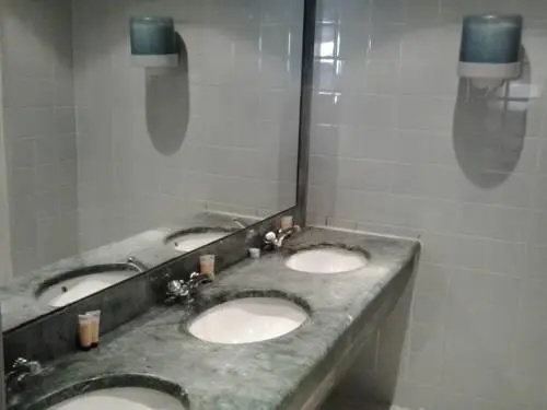 Цены на Muhaidb Olaya Branch в Рияде