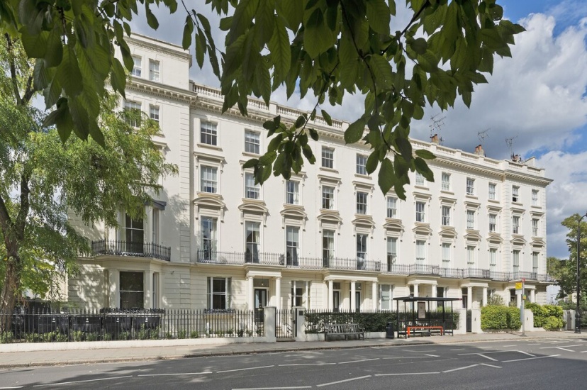 Deluxe Studio Suite in Historic Camden Terrace — отель с удобствами в Лондоне