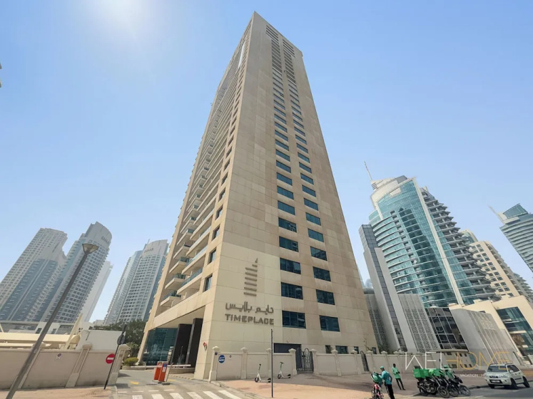 WelHome - Stunning High-Rise with Canal View Near MarinaMall — отель с удобным расположением в Дубае