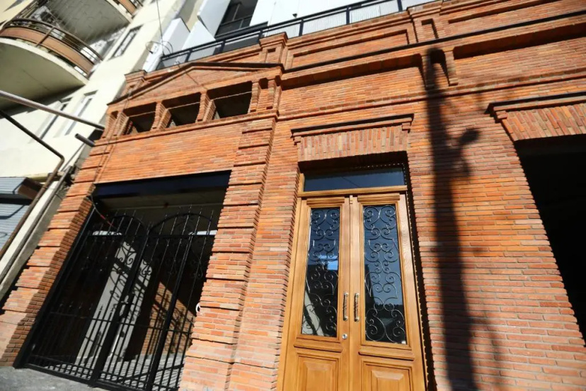 Цены на Brick House II в Тбилиси