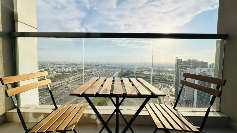 Upscale Studio Apartment Burj View with Balcony Free Parking by Belvilla — комфортный отель в Дубае
