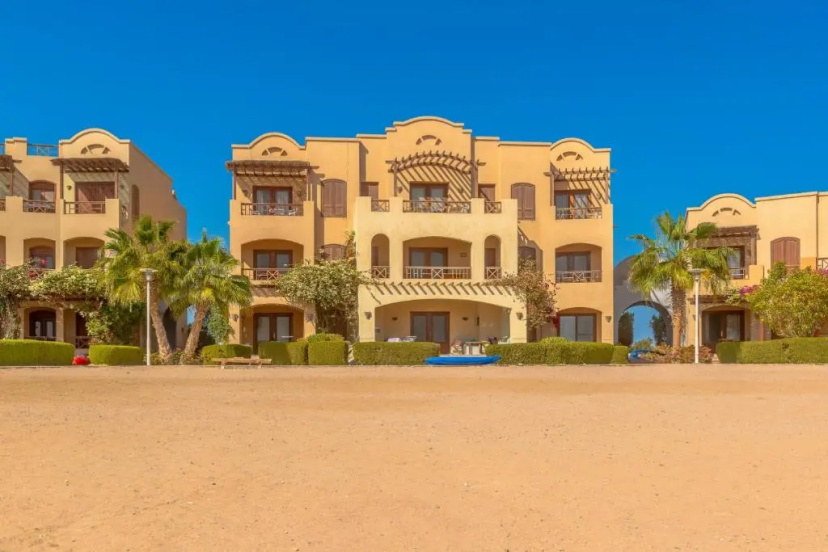 Sabina Classy 1 BR Apartment Lagoon view & Pool El Gouna — отель с удобствами в эле