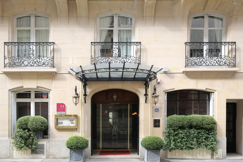 Best Western Premier Trocadero La Tour — отель в Париже для семейного отдыха