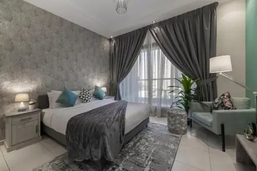 HiGuests - Cute Studio With Balcony, 5-min To The Beach — отель в Дубае, Объединенные Арабские Эмираты