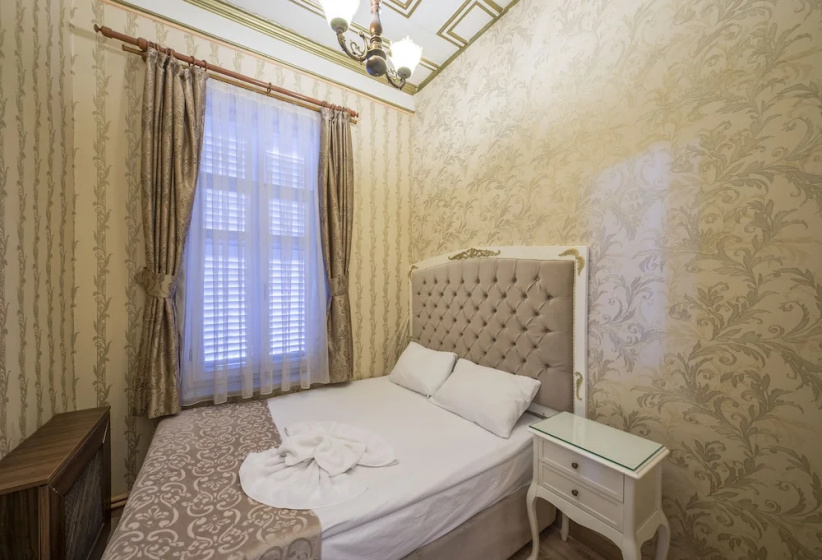 Цены на Emre Residence Suites в Стамбуле