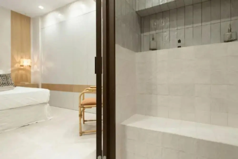 Elegant Neptuno-cortes Apartment for 2 People — комфортный отель в Мадриде