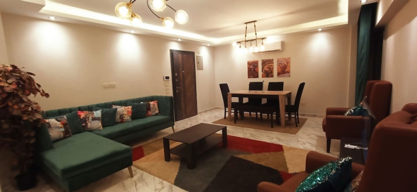 Smart Luxury Apartment in new Building of Compound — забронировать отель в Каире