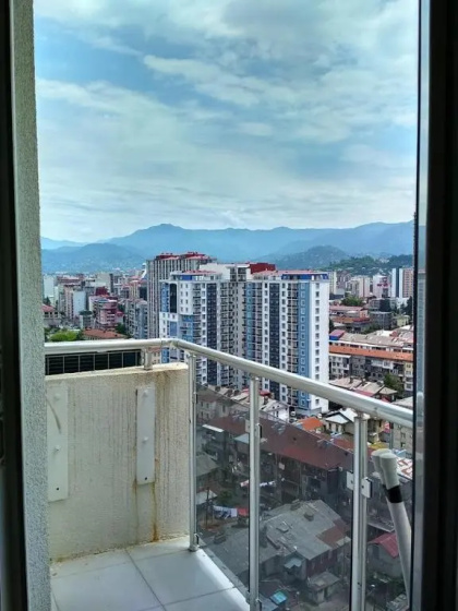 Cozy Panoramic View Apartment — отель с удобным расположением в Батуми