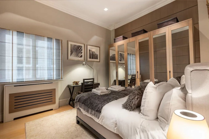 Deluxe Apartment - Cadogan Square — отзывы гостей и цены