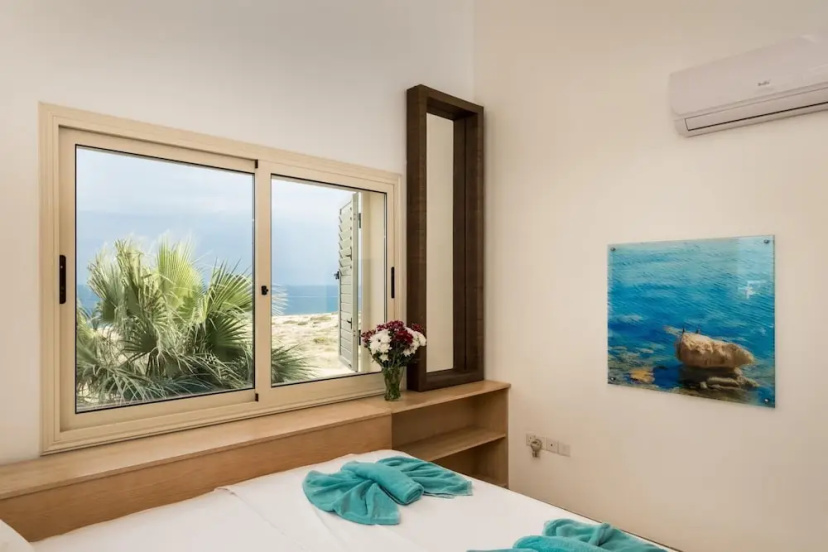 Protaras Artisan Seafront Villa 7 — комфортный отель в Протарас