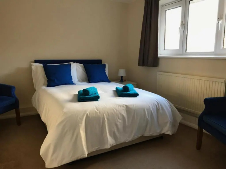 Cozy apartment in Stratford from 18 minutes to Central London — забронировать отель в Лондоне