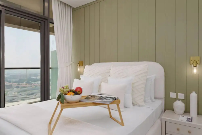 Цены на Maison Privee - City Chic Retreat in Dubai’s Prime Location в Дубае