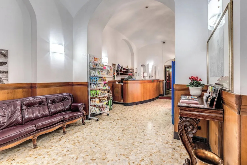 Altadomus Roma Guesthouse — отель с удобствами в Риме