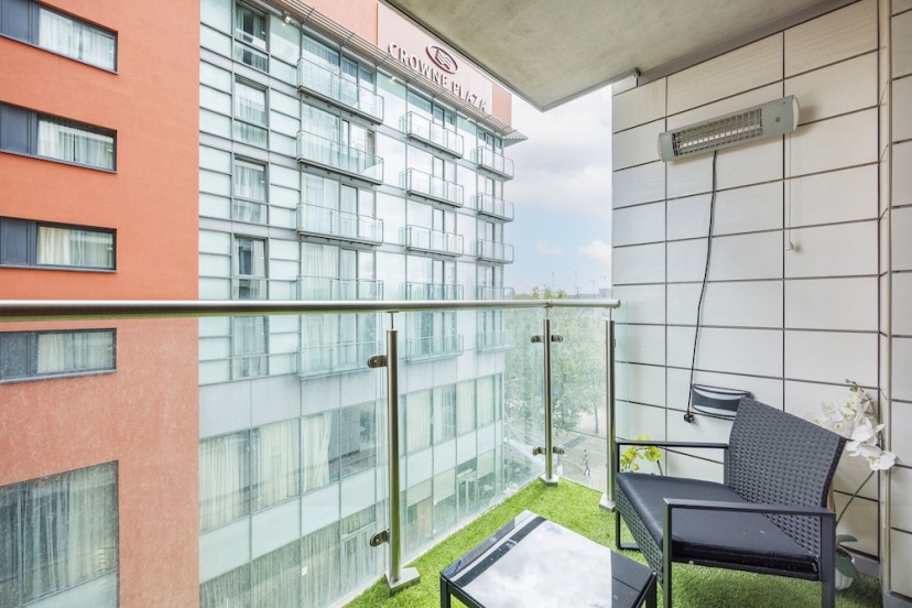 Цены на Galore Abode One Bed Apartment в Лондоне