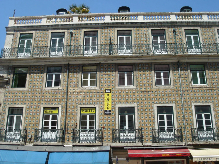 Baixa GuestHouse — отель с удобствами в Лиссабоне
