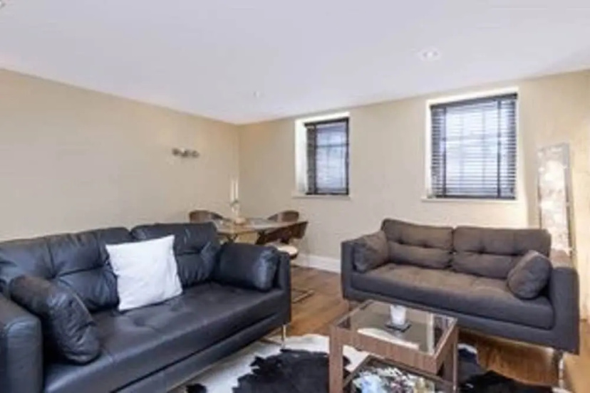 Wimbledon Apartment — забронировать отель в Лондоне
