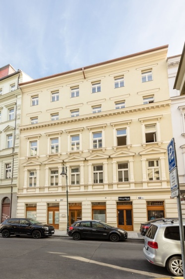 Prague Bohemian Rhapsody Suites 4 — отель в Праге, Чешская Республика