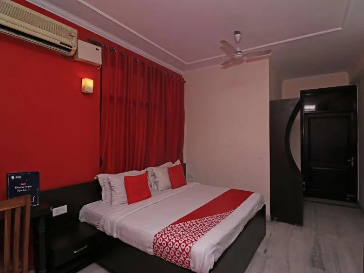 Oyo 74530 Shyam Guest House — отель с удобным расположением в Дели