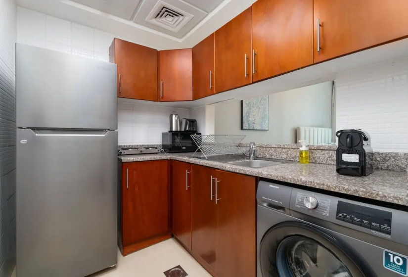 Nasma Holiday Homes - Jumeirah Bay X1 To — забронировать отель в Дубае