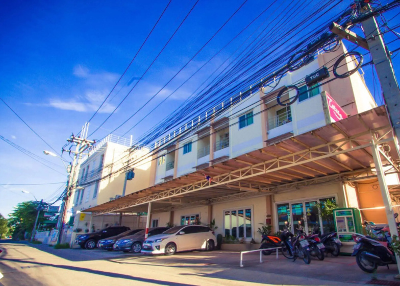 Lotus Suite Hua Hin 2 — отель в Хуа, Таиланд
