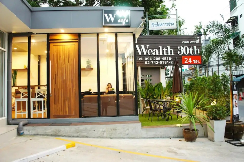 Цены на Wealth 30th Apartments в Бангкоке