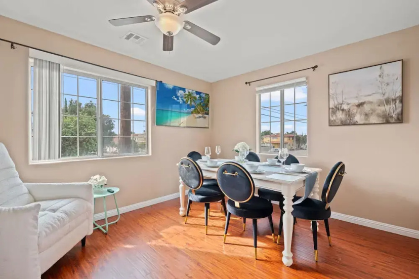Near USC Dtla Spacious Private Bedroom 8 — комфортный отель в Лос-Анджелесе