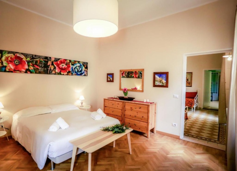 Acacia Firenze Apartments Artemisia-Angelica — отель с удобствами в Флоренции