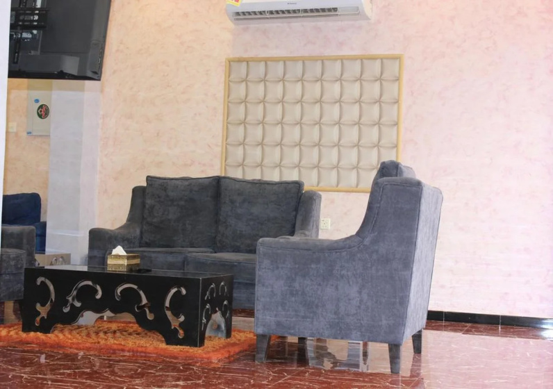 Al Amoria Furnished Apartments 3 — отель с удобствами в Рияде