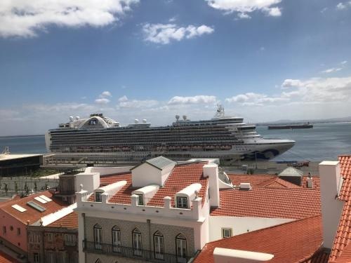 Цены на Alfama Guest House в Лиссабоне
